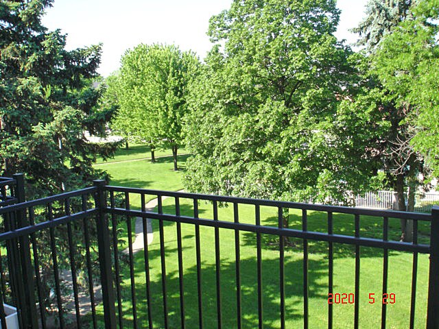 Building Photo - 5100 Carriageway Dr