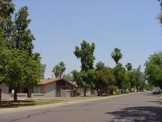 Town Lake Apartments - Villas on 4th