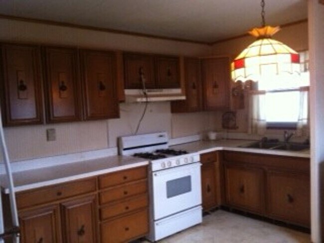 Foto del edificio - 2 br, 1 bath House - 719 KELLY DRIVE