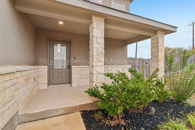 Foto del edificio - 11319 War Emblem