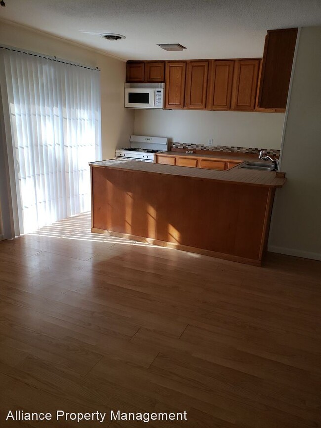 Foto del edificio - 2 br, 1.5 bath House - 1150 W Pleasant Point