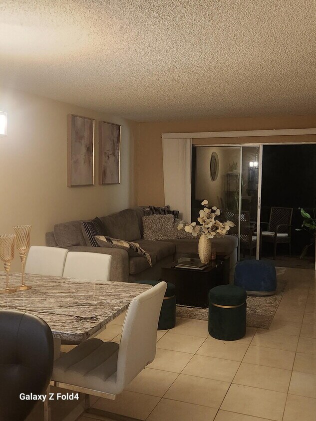 Foto principal - 7831 S Colony Cir