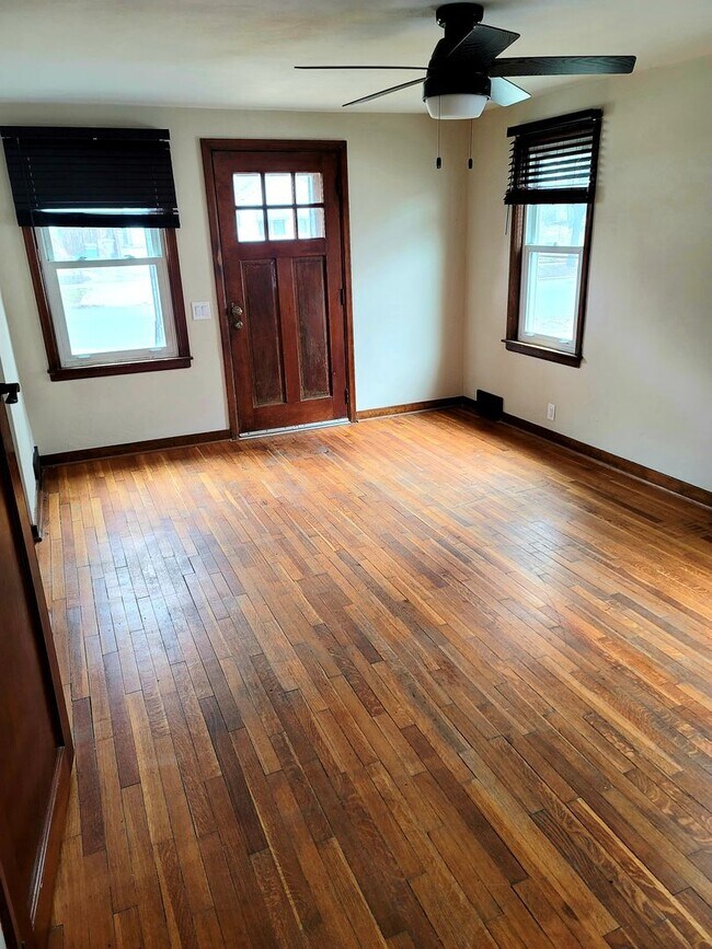 Foto del edificio - Charming 4 Bedroom on the North Side of Ma...