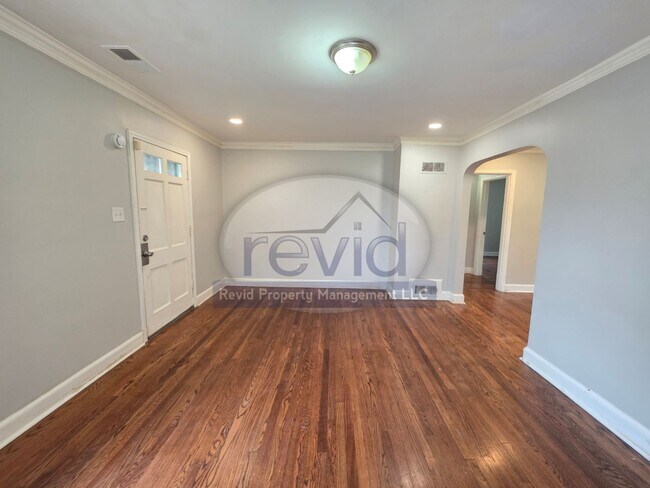 Foto del edificio - 3 Bedroom Home!!