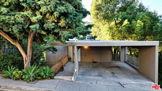 Building Photo - 3877 Latrobe St