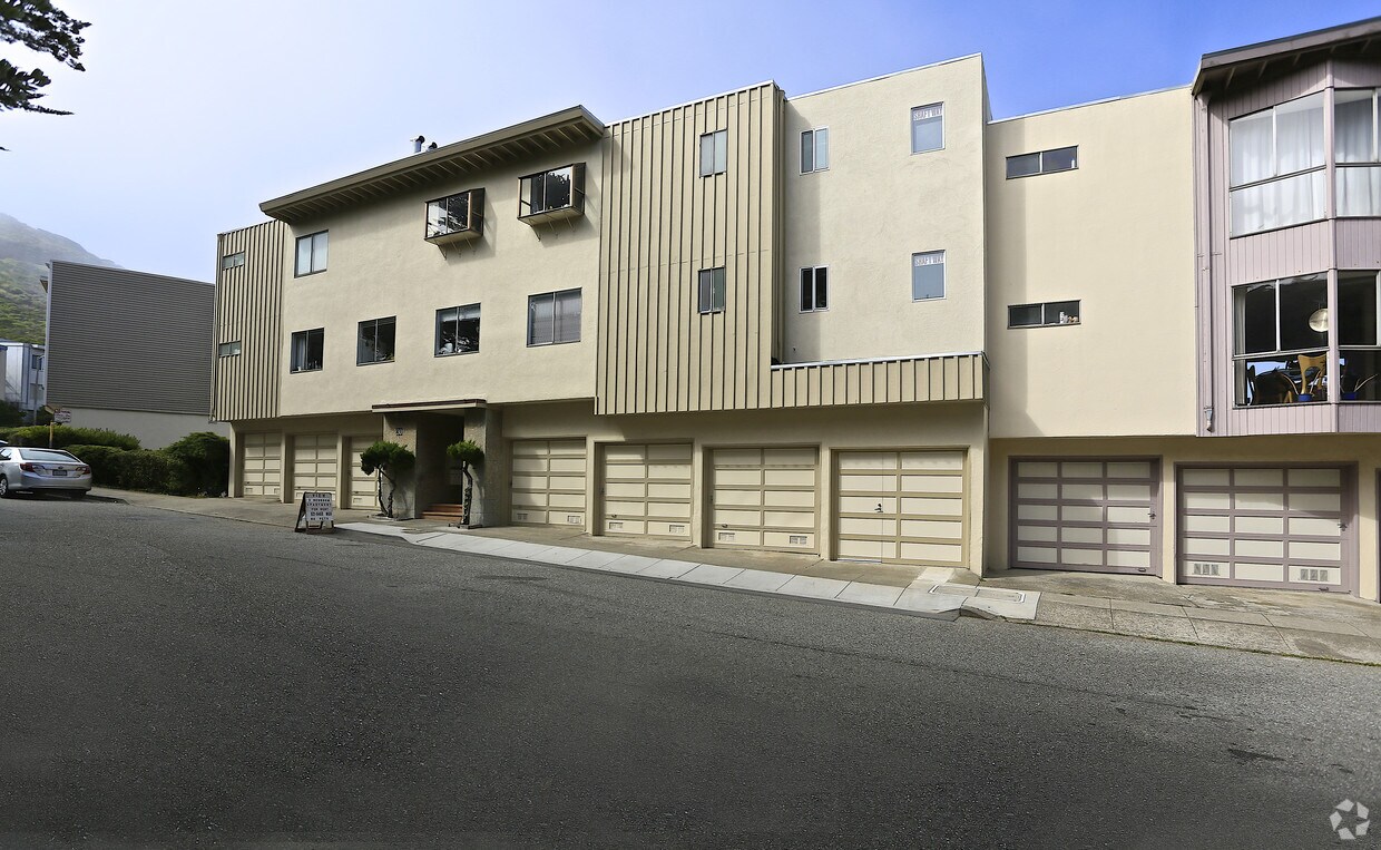 Crestline Drive Apartments Apartments in San Francisco, CA