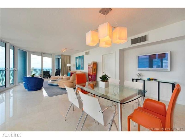Foto del edificio - 1500 Ocean Dr