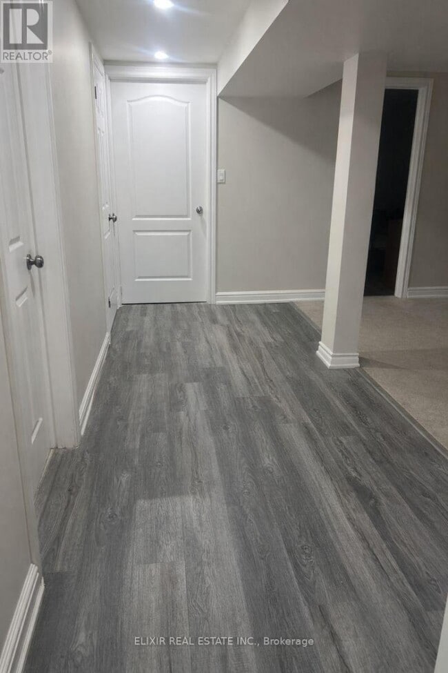 Building Photo - 643 Gayne Blvd