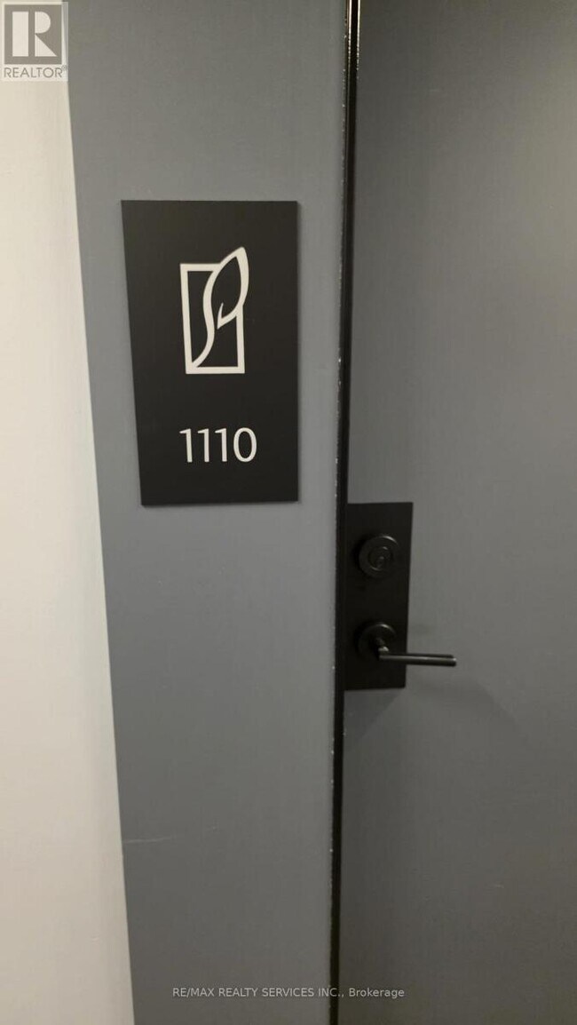 Building Photo - 430 Square One Dr