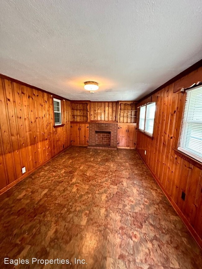 Building Photo - 3 br, 1 bath House - 1206 Wayne Memorial