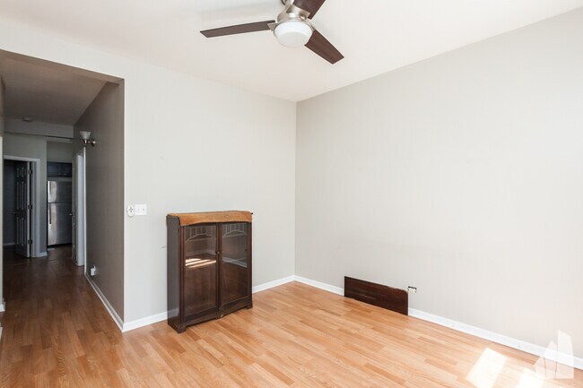 Foto del edificio - 948 W Willow St