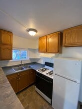 Building Photo - 440 Hays Ave