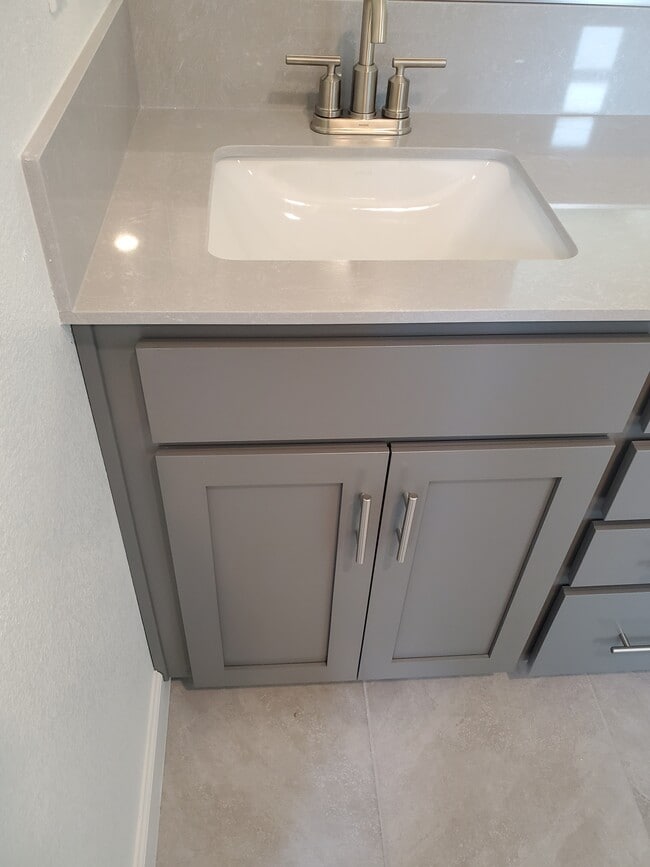 Building Photo - 8097 Oxbow Landing Loop