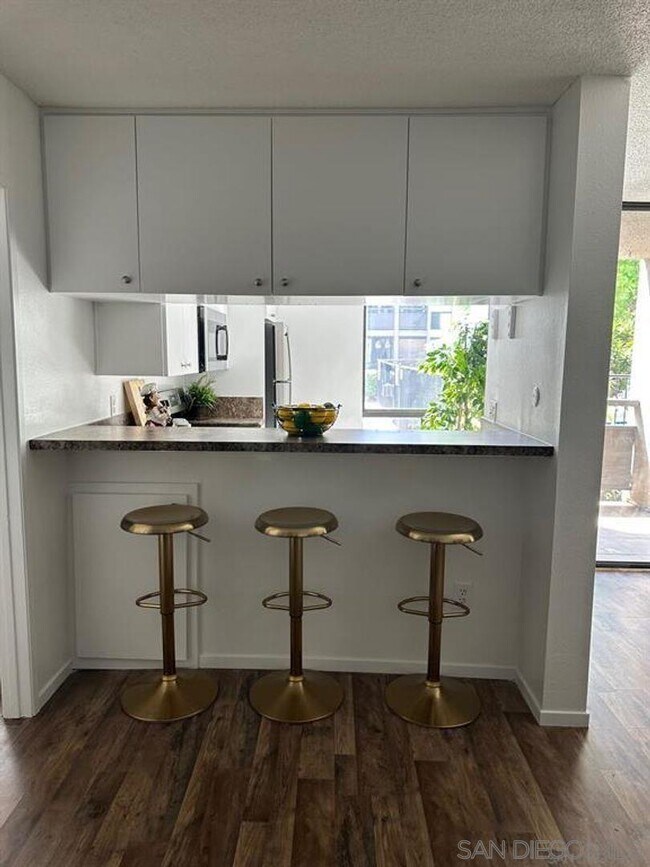 Foto del edificio - 6930 Hyde Park Dr