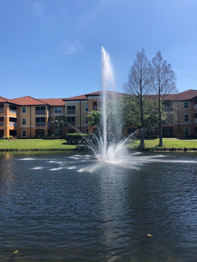 Foto del edificio - 5475 Vineland Rd