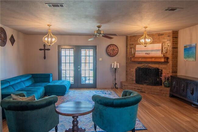 Foto del edificio - 4508 Littleton Ct