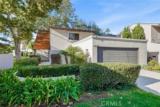 Building Photo - 312 Vista Trucha