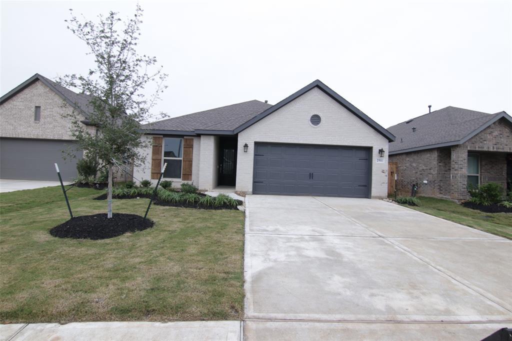 Primary Photo - 2511 Chestnut Oak Cir