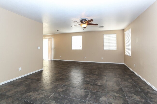 Building Photo - 5536 La Pelusa St