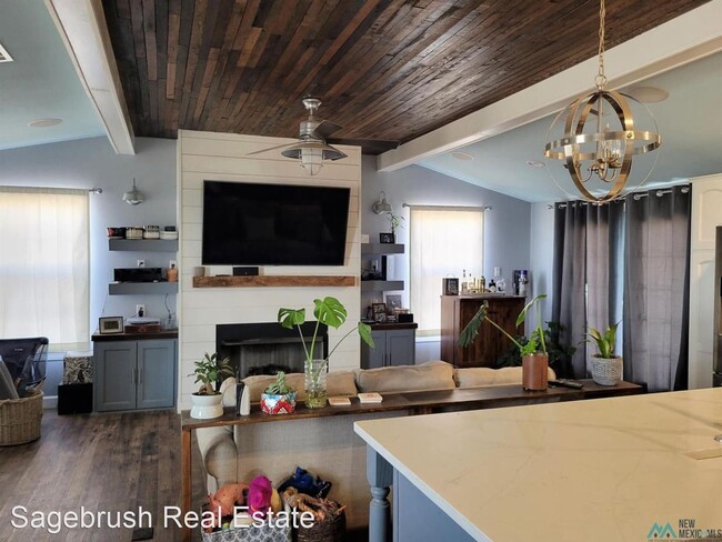 Foto del edificio - 3 br, 2 bath House - 470 S. Roosevelt Rd