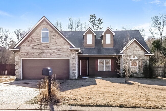 Building Photo - 235 Susanne Dr