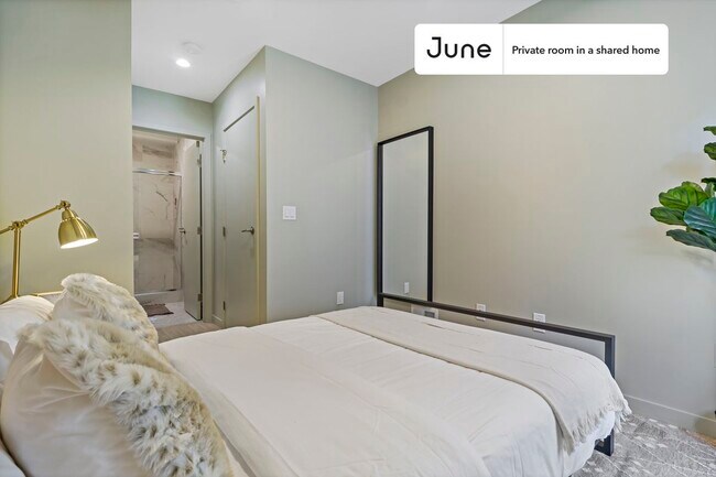 Foto del edificio - Room in Shared 5 bed/3.5 bath home