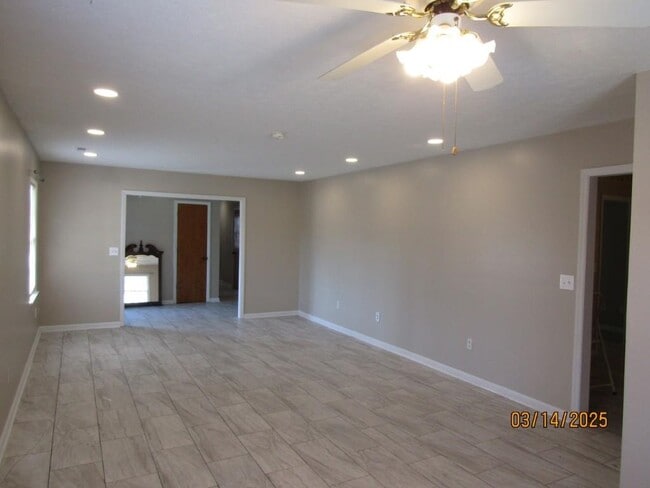 Building Photo - 1345 Dick Pond Rd