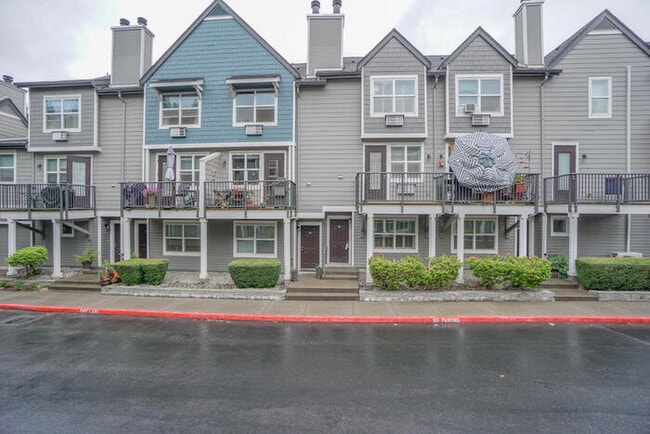 Photo - BEAUTIFUL CONDO ON THE COLUMBIA RIVER