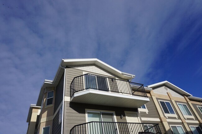 Foto del edificio - Pet Friendly Sandy 3 Bedroom Condo