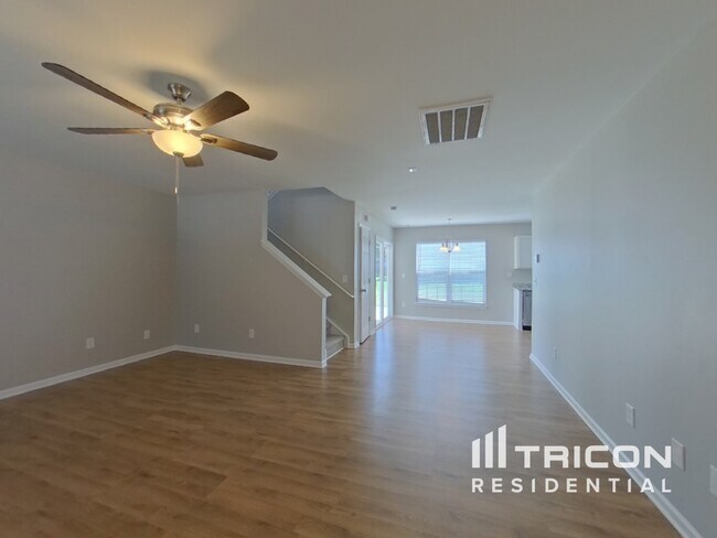 Building Photo - 6332 Sackett Way