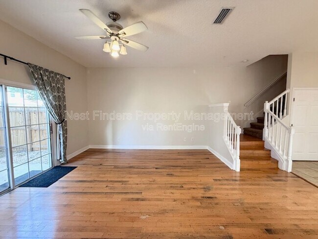 Foto del edificio - 885 6th Ave S