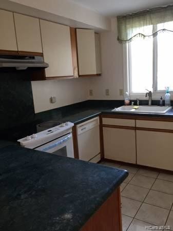 Foto del edificio - 1422 Miloiki St