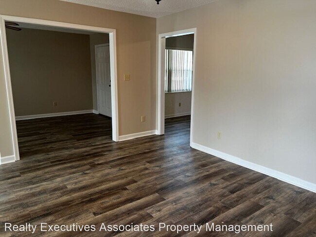 Foto del edificio - 2 br, 2 bath House - 547  Merritt Rd