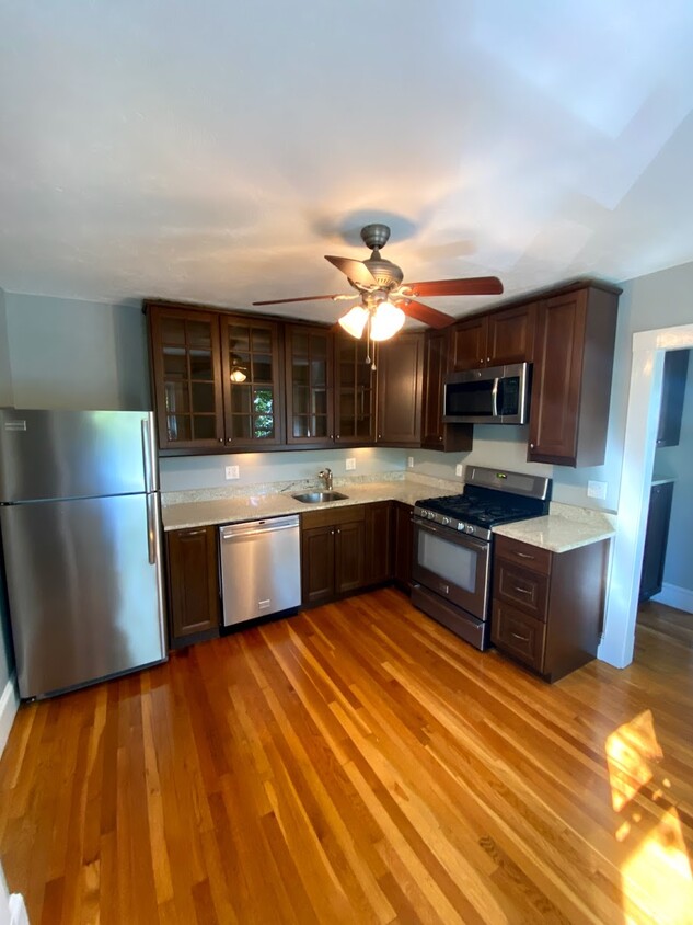 Foto principal - 206 Weston St