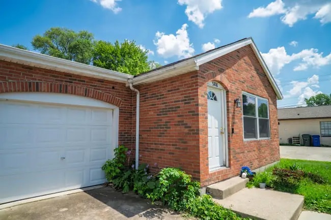 Foto del edificio - 5770 Stormcroft Ave