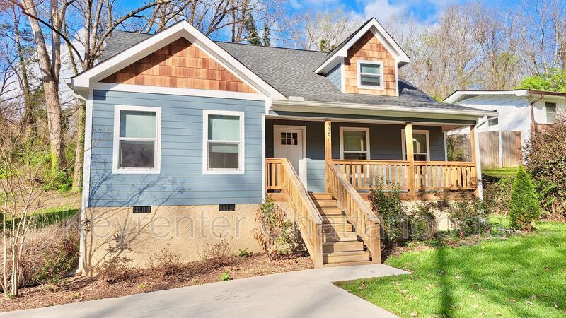 Primary Photo - 300 W Ridgewood Ave