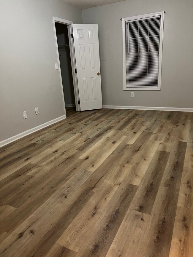 Primary bedroom - 4311 Jasmine Cove Way Townhome