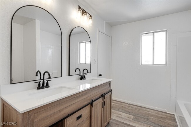 Foto del edificio - 304 Orland St