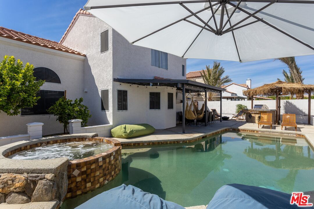 Foto principal - 46374 Willow Ln
