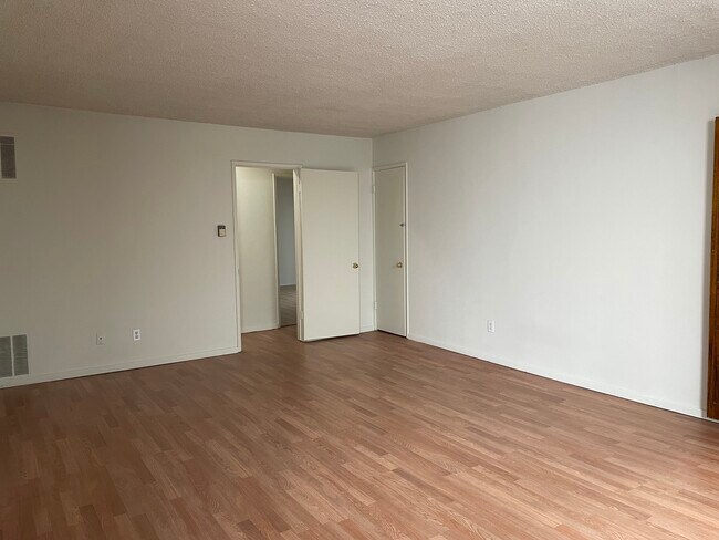 Foto del edificio - 712 N Adams St