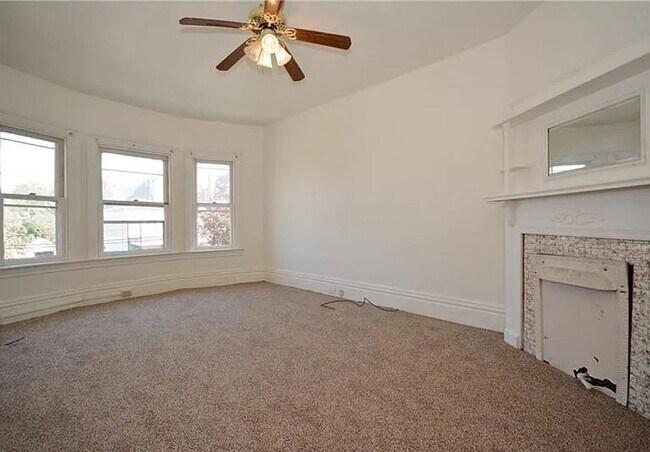 Foto del edificio - Pet Friendly Large 3 bedroom