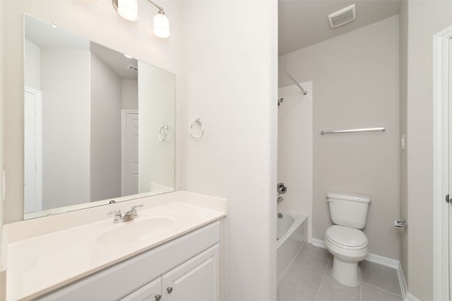 Foto del edificio - 27518 Beachside Arbor Dr