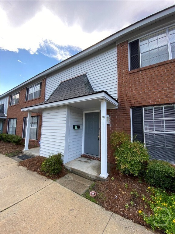Foto principal - 79 Knollwood Ln