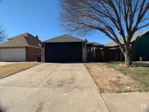 Building Photo - 2625 Briarcliff Dr