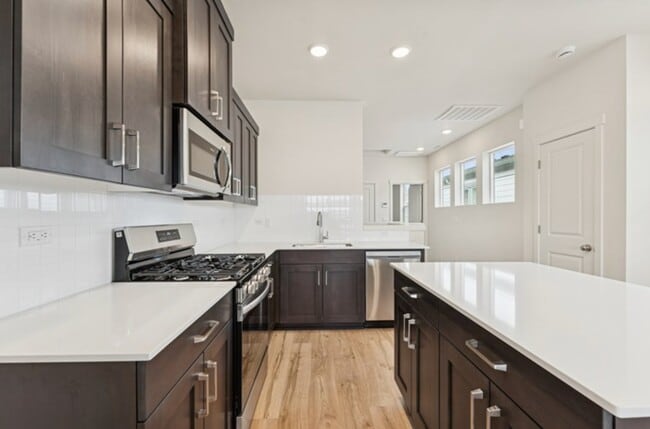 Building Photo - 3529 SW 209th Ave
