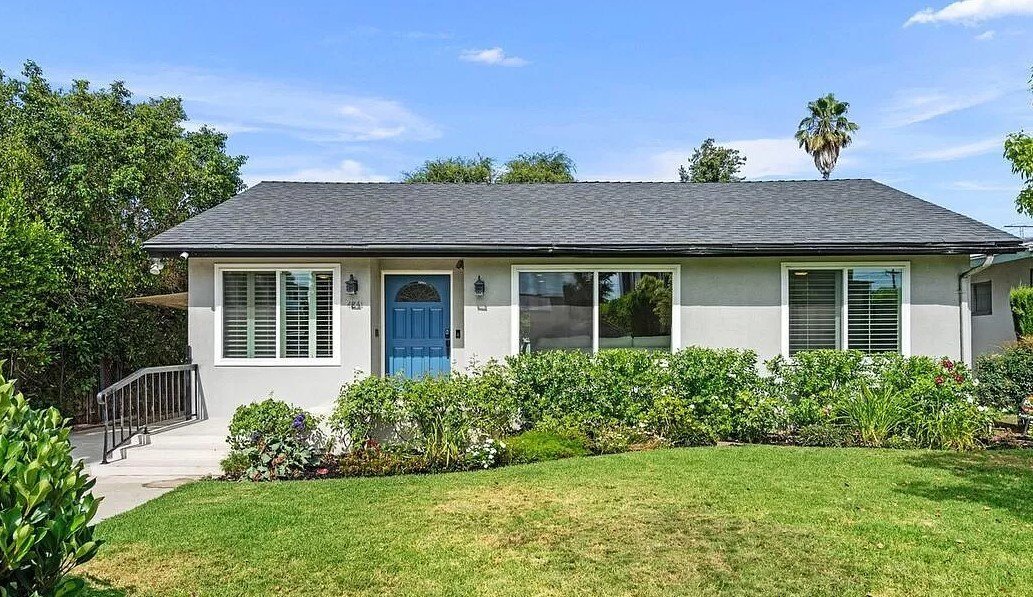 Foto principal - 4841 Tyrone Ave Sherman Oaks, CA 91423