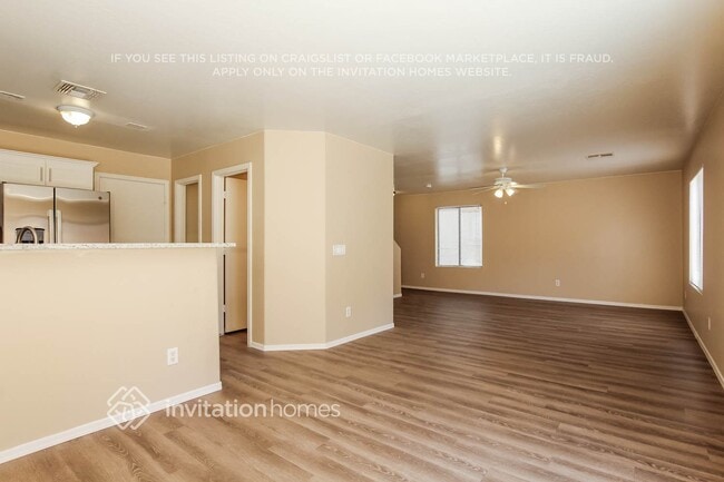 Foto del edificio - 12921 W Fleetwood Ln