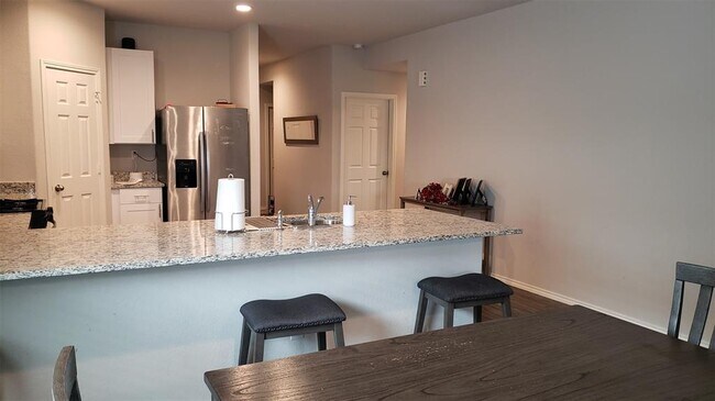 Foto del edificio - 14518 Breezy Orch Trail