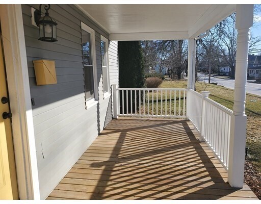 Building Photo - 72 Broad St