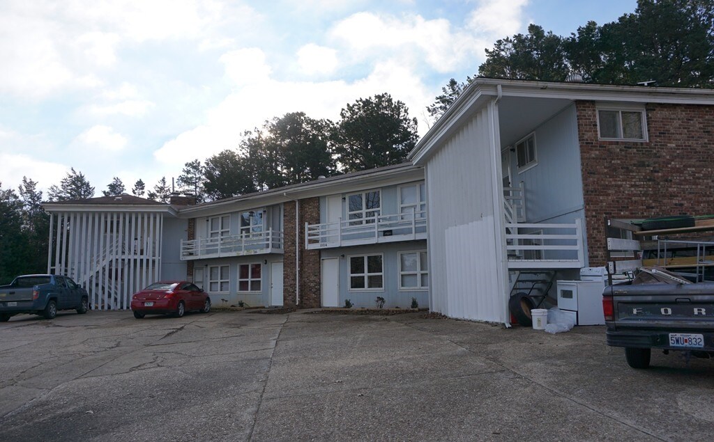 1104 Laguille Ct, Rolla, MO 65401 Apartments in Rolla, MO